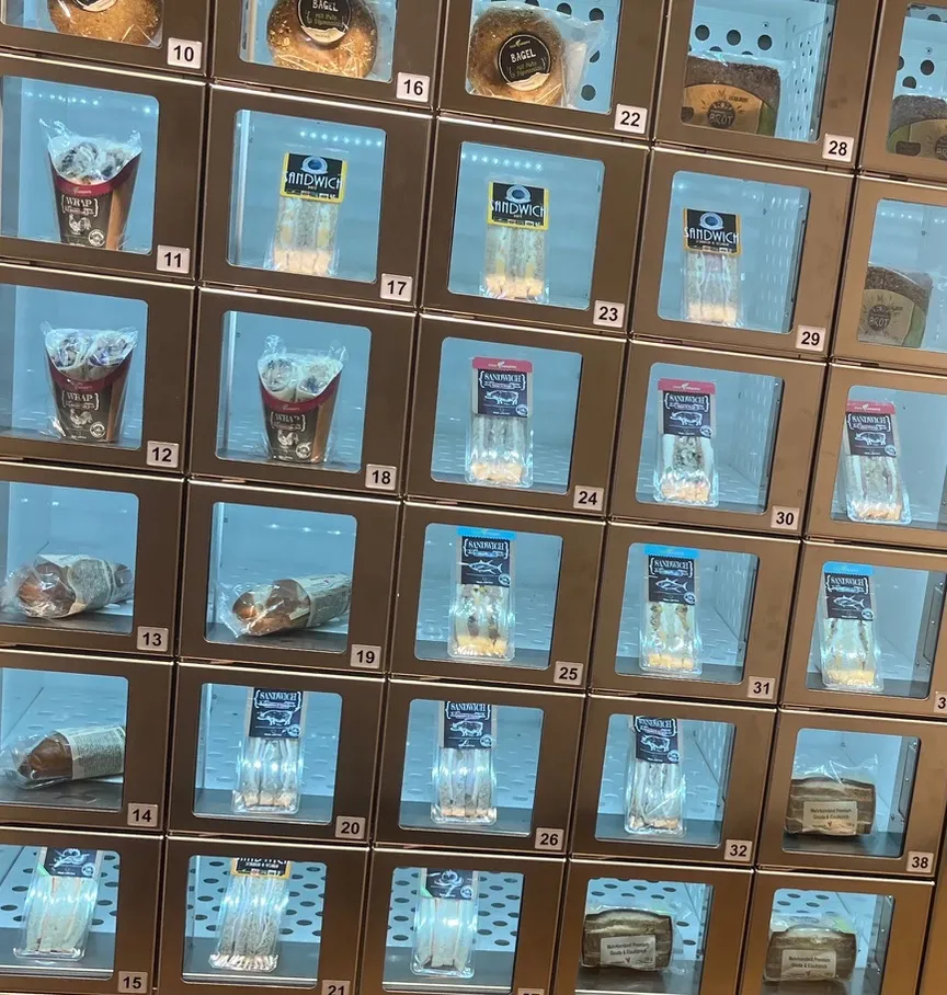 Chilled compartments with fresh sandwiches, bagels and wraps in the Mini Market